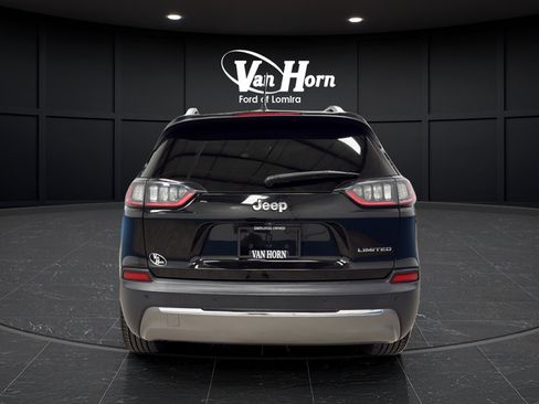 Used 2020 Jeep Cherokee Limited FWD image 6