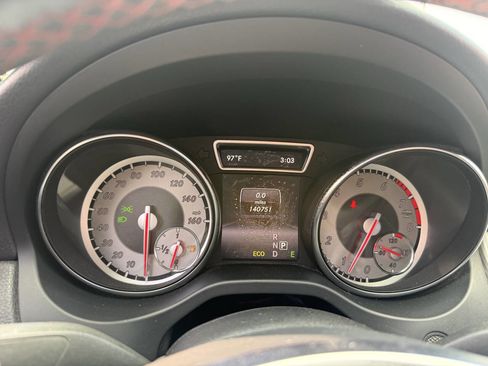 Used 2014 Mercedes-Benz CLA 250 w/ Premium 1 Package image 31