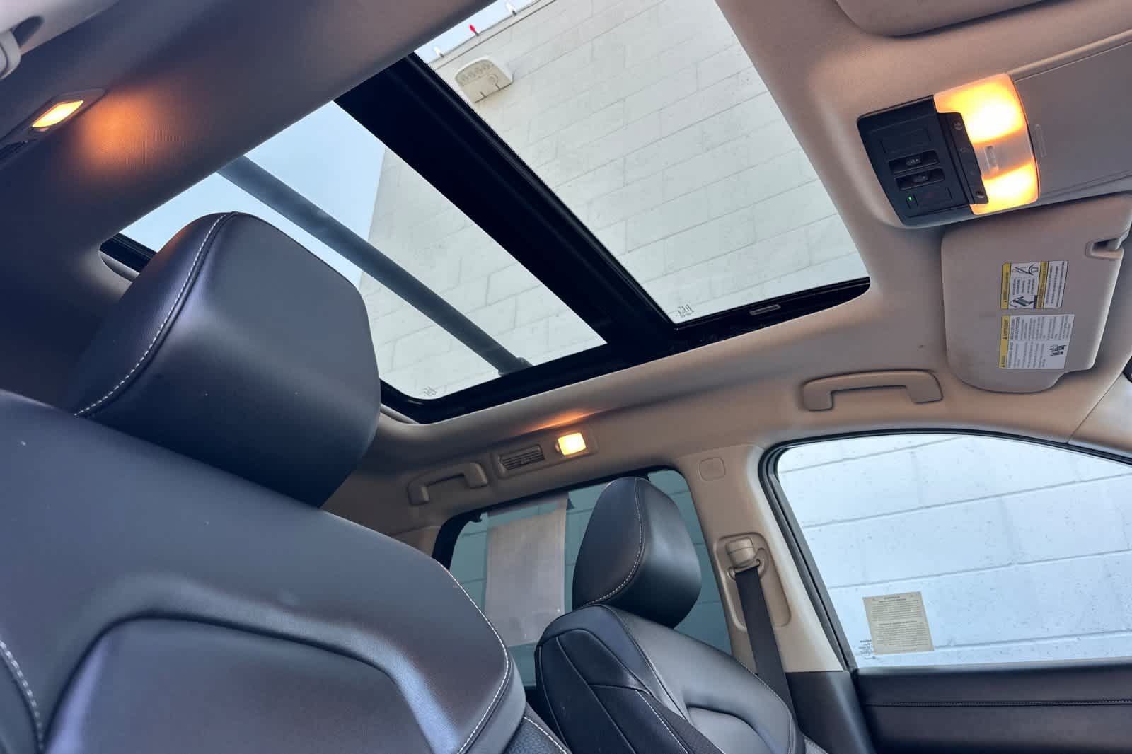 Certified 2022 Nissan Pathfinder SL w/ SL Premium Package FWD image 20