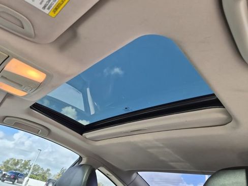 Used 2014 INFINITI Q60 Journey w/ Premium Package image 19