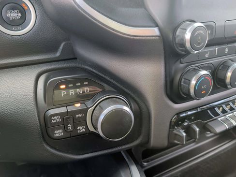 Used 2020 RAM 1500 Big Horn AWD/4WD image 19