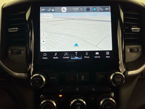 Used 2022 RAM 2500 Big Horn w/ Level C Equiment Group image 16