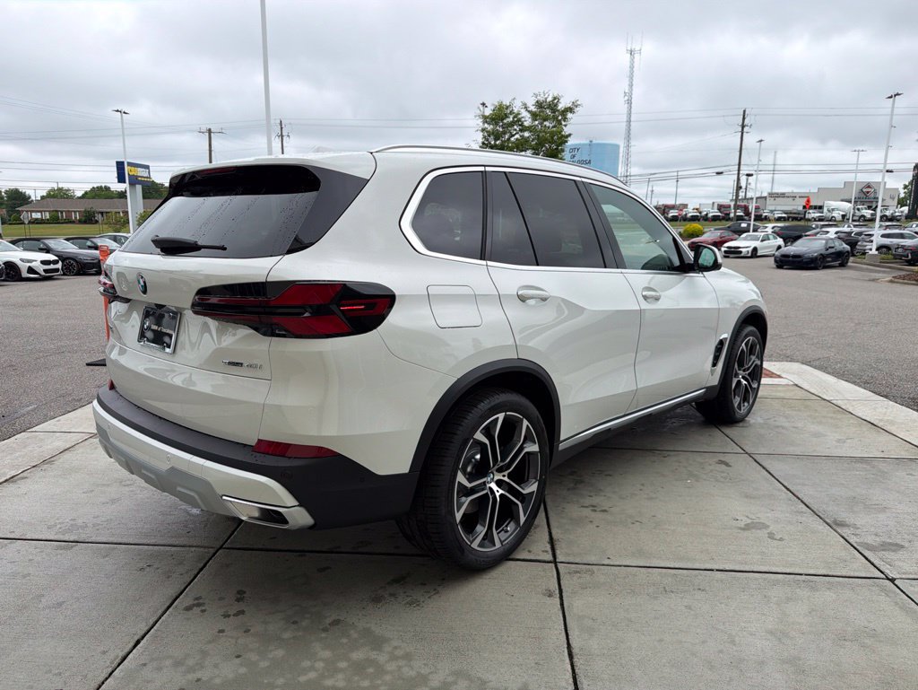 Used 2026 BMW X5 sDrive40i w/ Climate Comfort Package RWD image 6