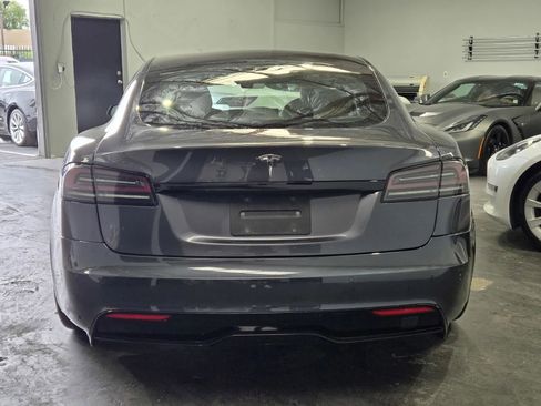 Used 2022 Tesla Model S image 3