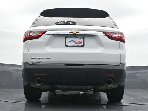 Used 2021 Chevrolet Traverse LS image 20