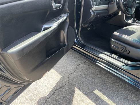 Used 2016 Toyota Camry SE FWD image 14