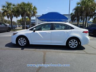 Used 2025 Toyota Corolla LE video 2