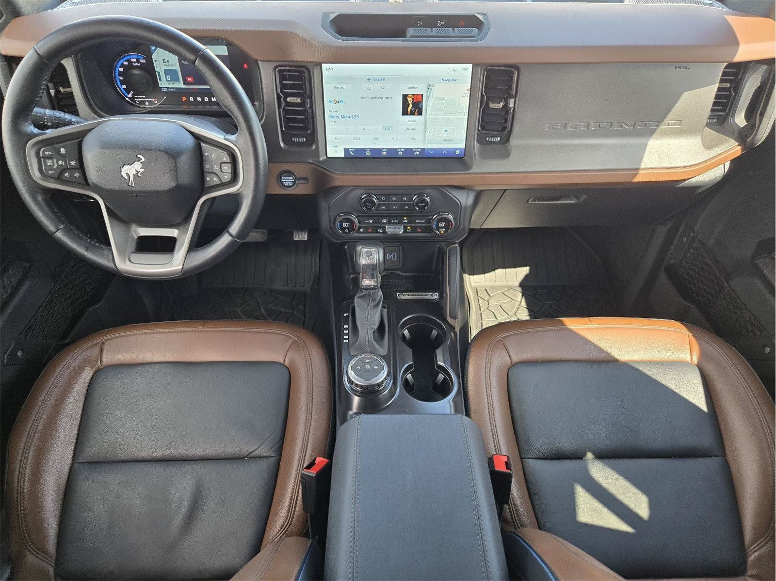 Used 2024 Ford Bronco Outer Banks AWD/4WD image 26
