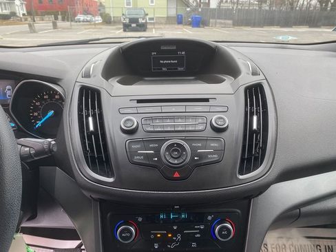 Used 2017 Ford Escape SE image 20