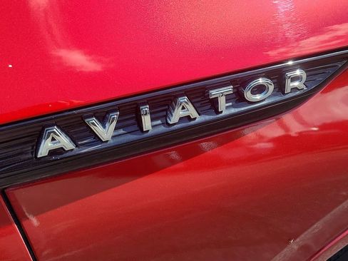 Certified 2025 Lincoln Aviator 2WD w/ Jet Appearance Package image 6