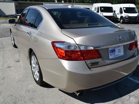 Used 2015 Honda Accord EX-L image 8