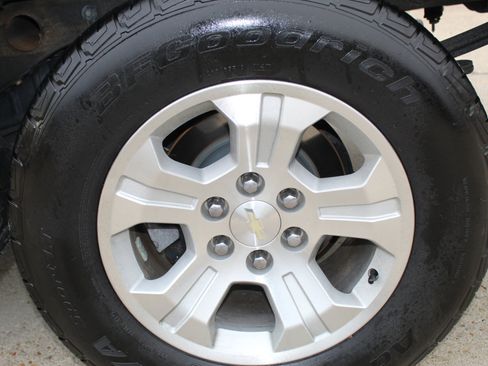 Used 2018 Chevrolet Silverado 1500 LTZ Z71 image 37