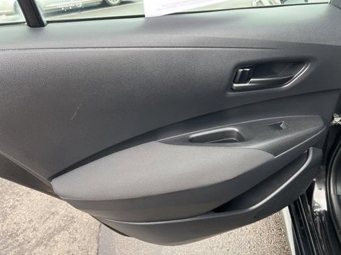 Used 2022 Toyota Corolla LE image 26