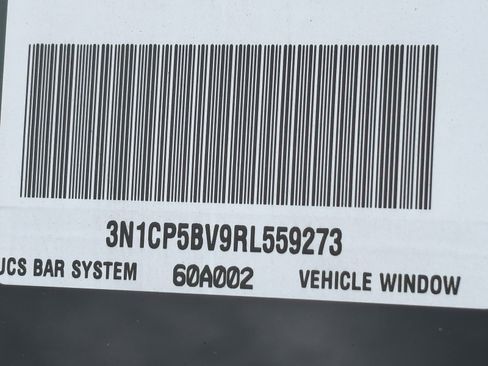 Used 2024 Nissan Kicks S image 29