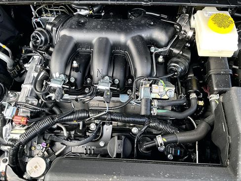 New 2026 Nissan Pathfinder SL FWD image 17