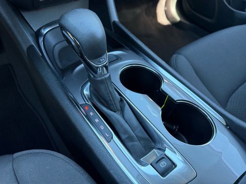 Used 2022 Chevrolet Malibu LT image 21