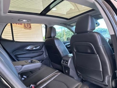 Used 2021 GMC Terrain SLT w/ Infotainment Package II AWD/4WD image 5