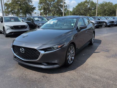 Used 2022 MAZDA MAZDA3 s FWD image 8