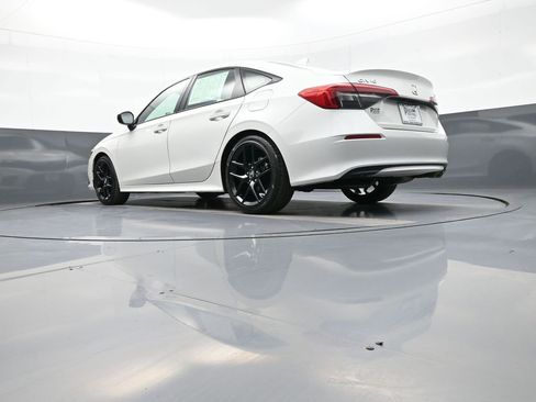 Certified 2023 Honda Civic Sport image 31