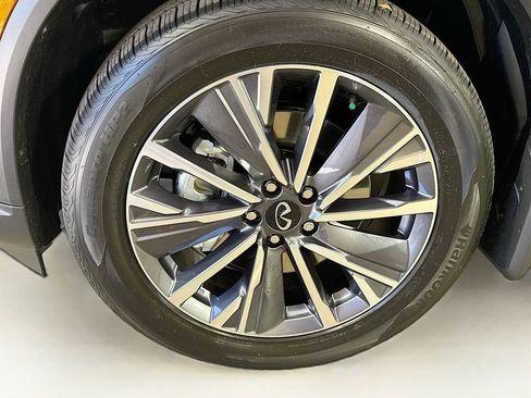 New 2026 INFINITI QX60 Luxe w/ Family Package image 43