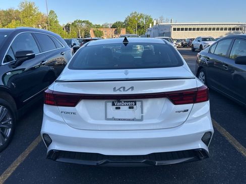 Used 2023 Kia Forte GT-Line w/ GT-Line Premium Package FWD image 8