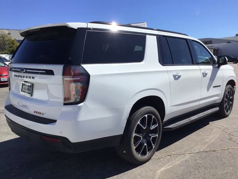 Used 2024 Chevrolet Suburban RST w/ Luxury Package image 4