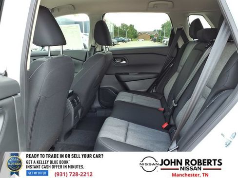 New 2026 Nissan Rogue SV FWD image 9