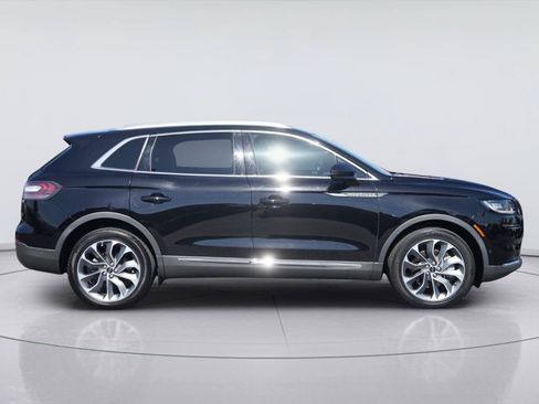 Used 2023 Lincoln Nautilus Reserve w/ Equipment Group 201A FWD image 5