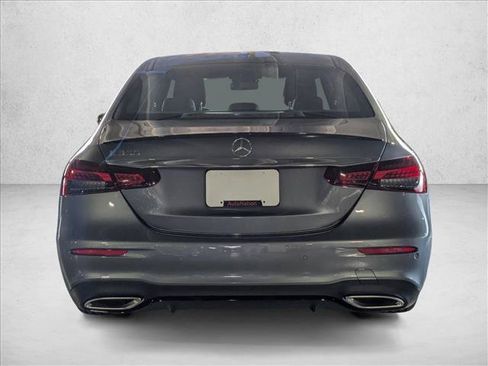 Used 2023 Mercedes-Benz E 350 Sedan image 6