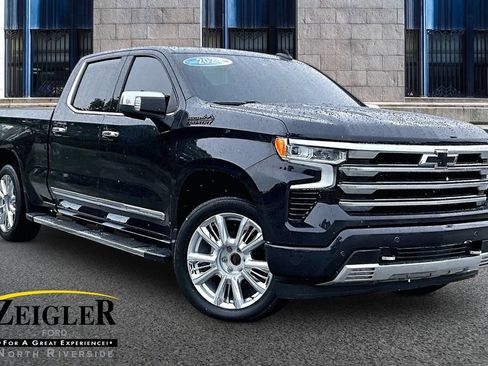 Used 2024 Chevrolet Silverado 1500 High Country w/ High Country Premium Package AWD/4WD image 1