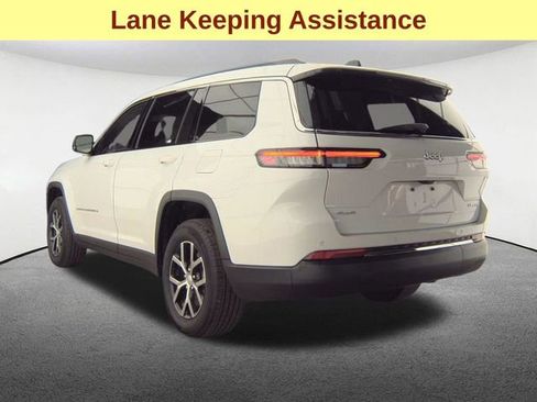 Used 2024 Jeep Grand Cherokee L Limited AWD/4WD image 8