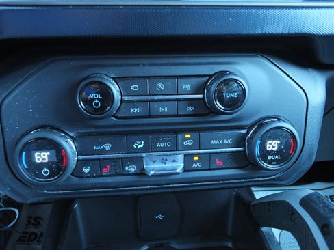 Used 2021 Ford Bronco First Edition image 26