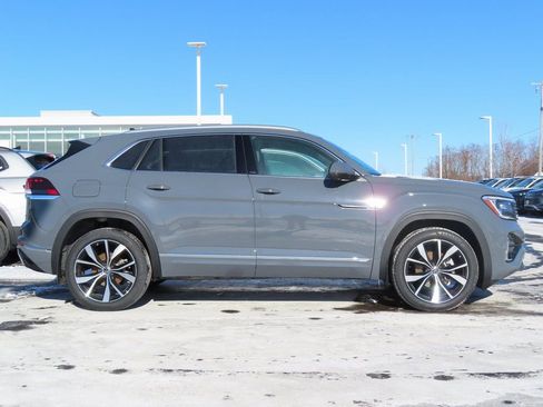 New 2026 Volkswagen Atlas Cross Sport SEL Premium R-Line AWD/4WD image 2