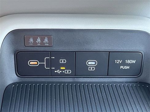 New 2026 Hyundai Kona SE image 5