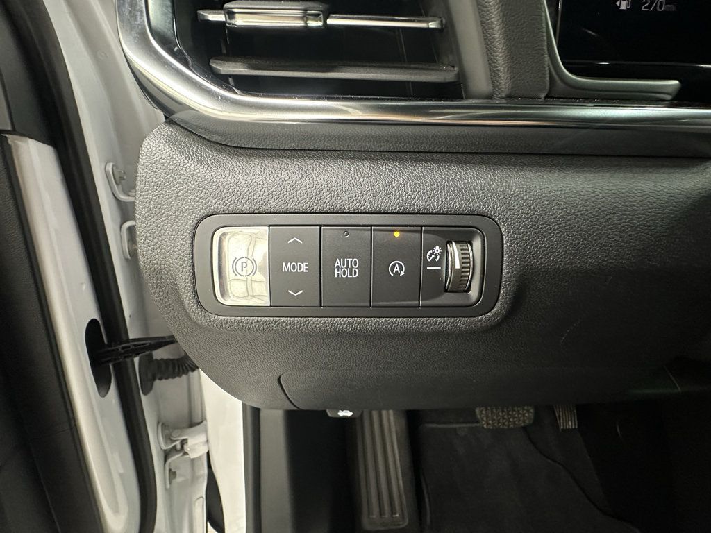 Used 2026 GMC Terrain Elevation w/ Elevation Premium Package FWD image 25