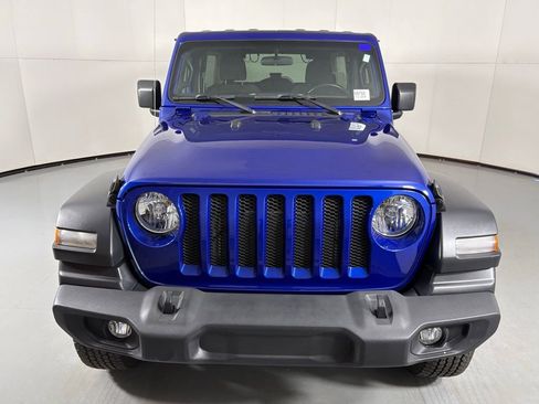 Used 2019 Jeep Wrangler Unlimited Sport S AWD/4WD image 3