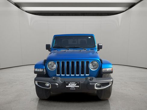 Used 2020 Jeep Gladiator Overland image 8