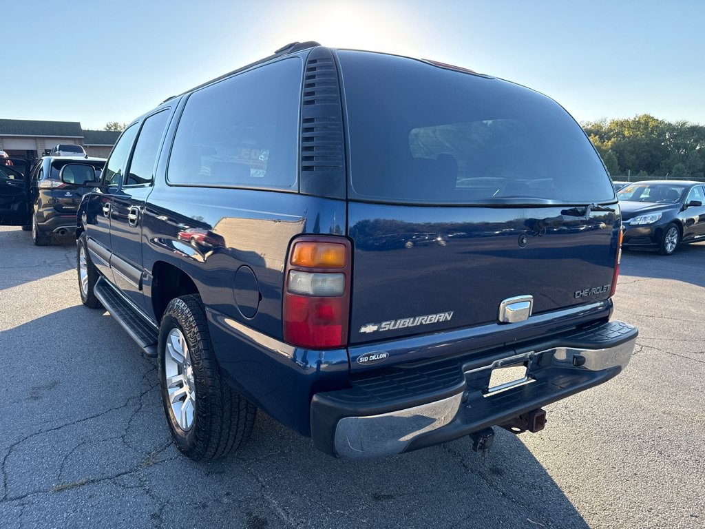 Used 2003 Chevrolet Suburban LS w/ LS Preferred Equipment Group RWD image 8