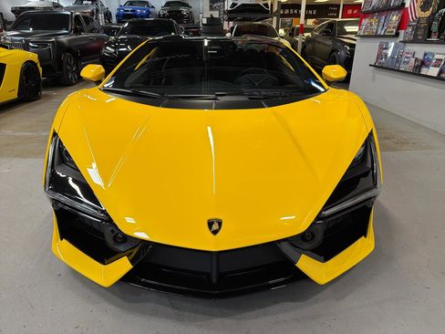 Used 2024 Lamborghini Revuelto AWD/4WD image 2