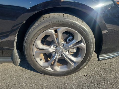 Used 2023 Honda Accord EX image 10