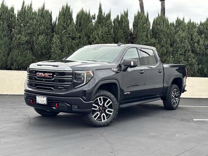 Used 2022 GMC Sierra 1500 AT4 w/ AT4 Premium Package