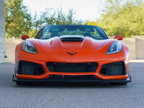 Used 2019 Chevrolet Corvette ZR1 RWD image 21