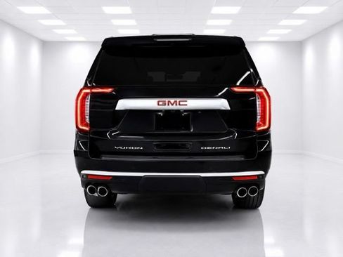 Used 2023 GMC Yukon Denali AWD/4WD image 8