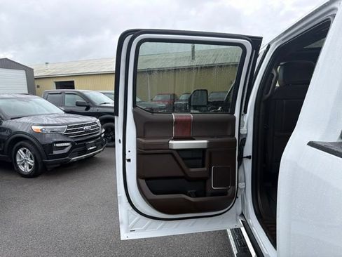 Used 2022 Ford F350 King Ranch w/ Chrome Package AWD/4WD image 53
