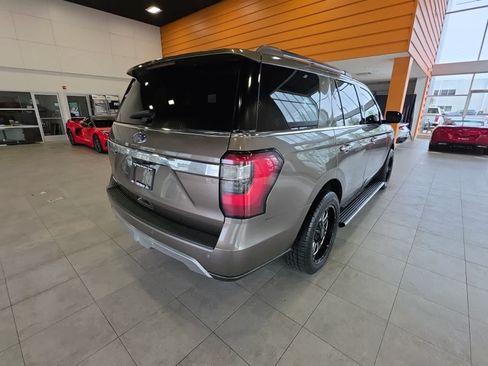 Used 2019 Ford Expedition Limited w/ Equipment Group 301A AWD/4WD image 10