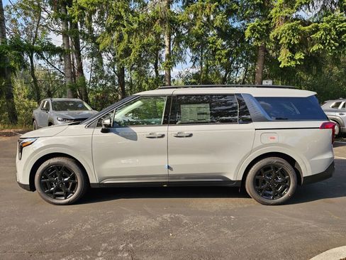 New 2026 Kia Carnival SX w/ SX Dark Edition Package image 8