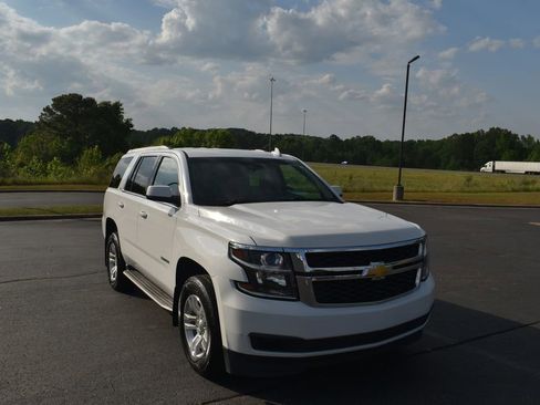 Used 2017 Chevrolet Tahoe LT RWD image 1
