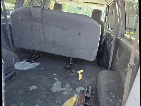 Used 2009 Ford E-350 and Econoline 350 XL image 15