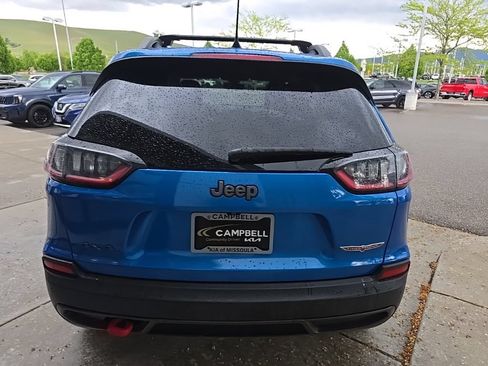 Used 2019 Jeep Cherokee Trailhawk w/ Comfort/Convenience Group AWD/4WD image 6