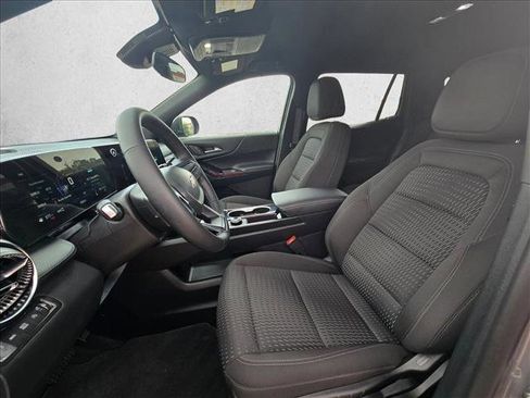 Used 2026 Chevrolet Equinox LT AWD/4WD image 15